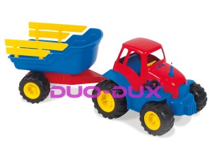 Traktor z przyczepą
