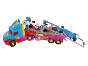 Super truck z formułą 1 WADER